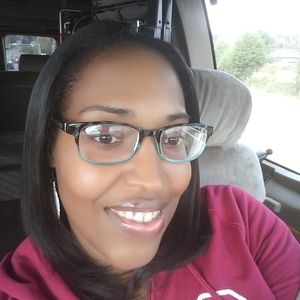 Meet your Posher, Candace